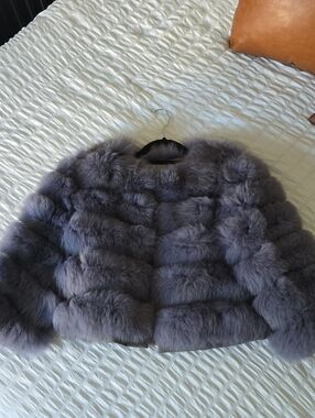 Plush Gray Faux Fur Cropped Jacket - Women's